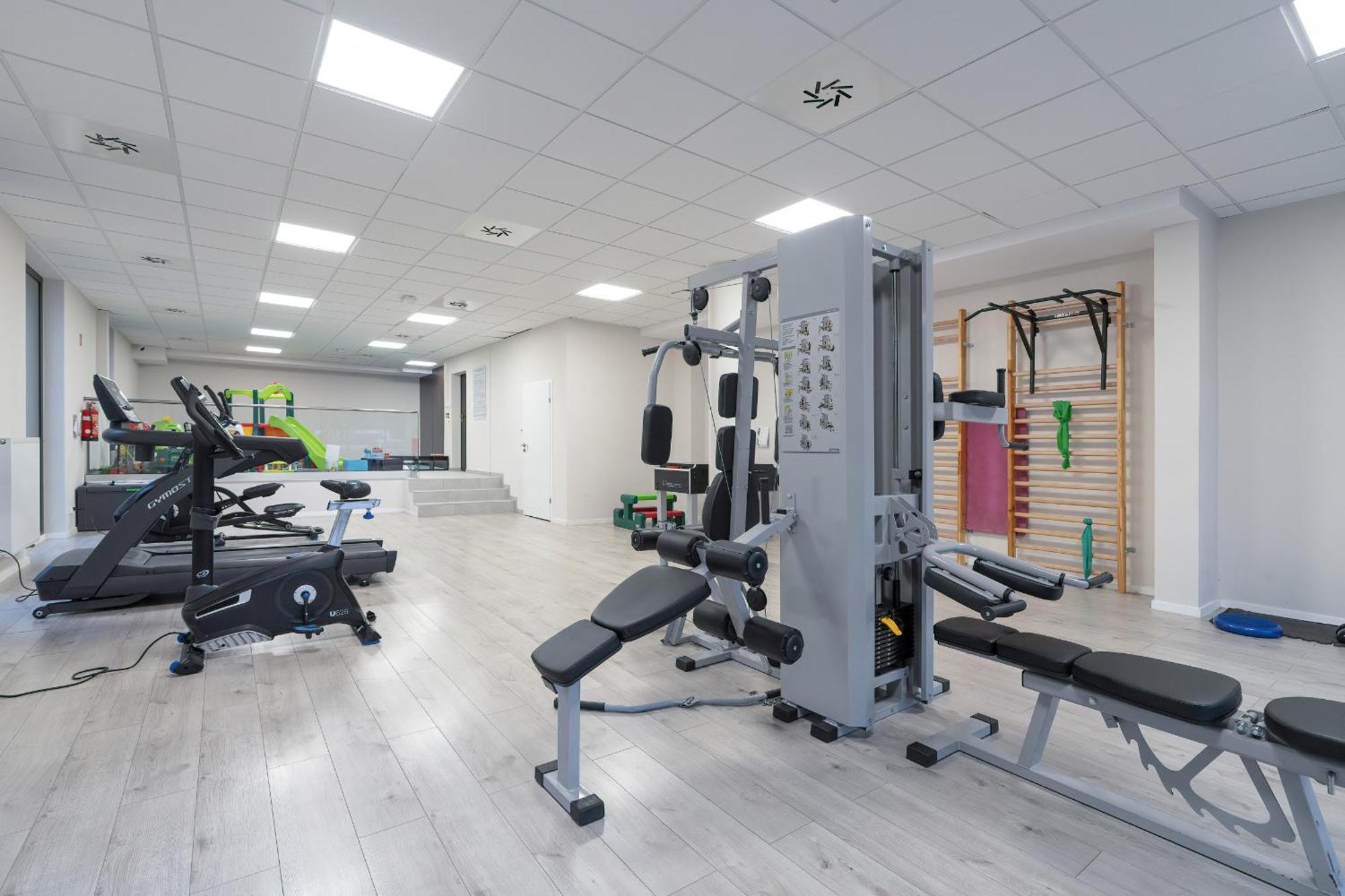 City Center Apartments With Gym & Free Garage Poznan By Noclegi Renters Exterior foto