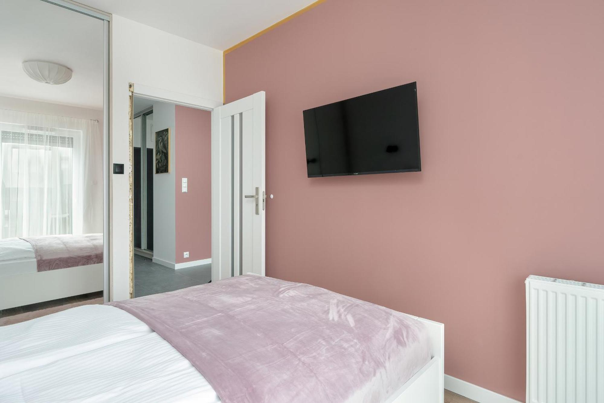 City Center Apartments With Gym & Free Garage Poznan By Noclegi Renters Exterior foto